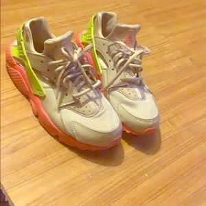 Women’s Nike hurache